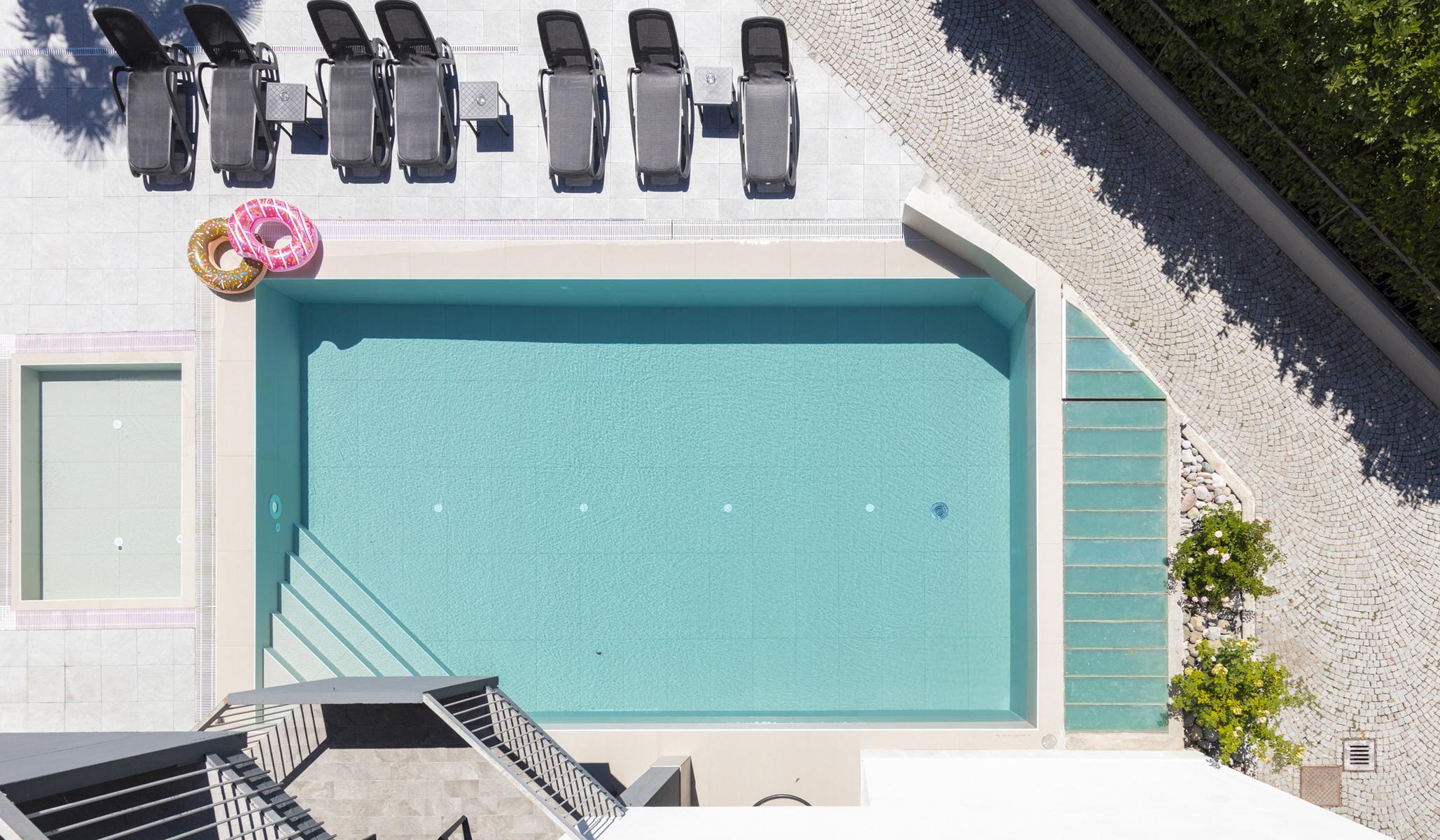 Pool Pool